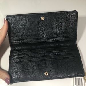 NWT Genuine Leather Aimee Kestenberg wallet